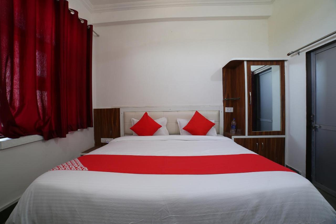Oyo 37077 Hotel Rawat Аджмер Экстерьер фото